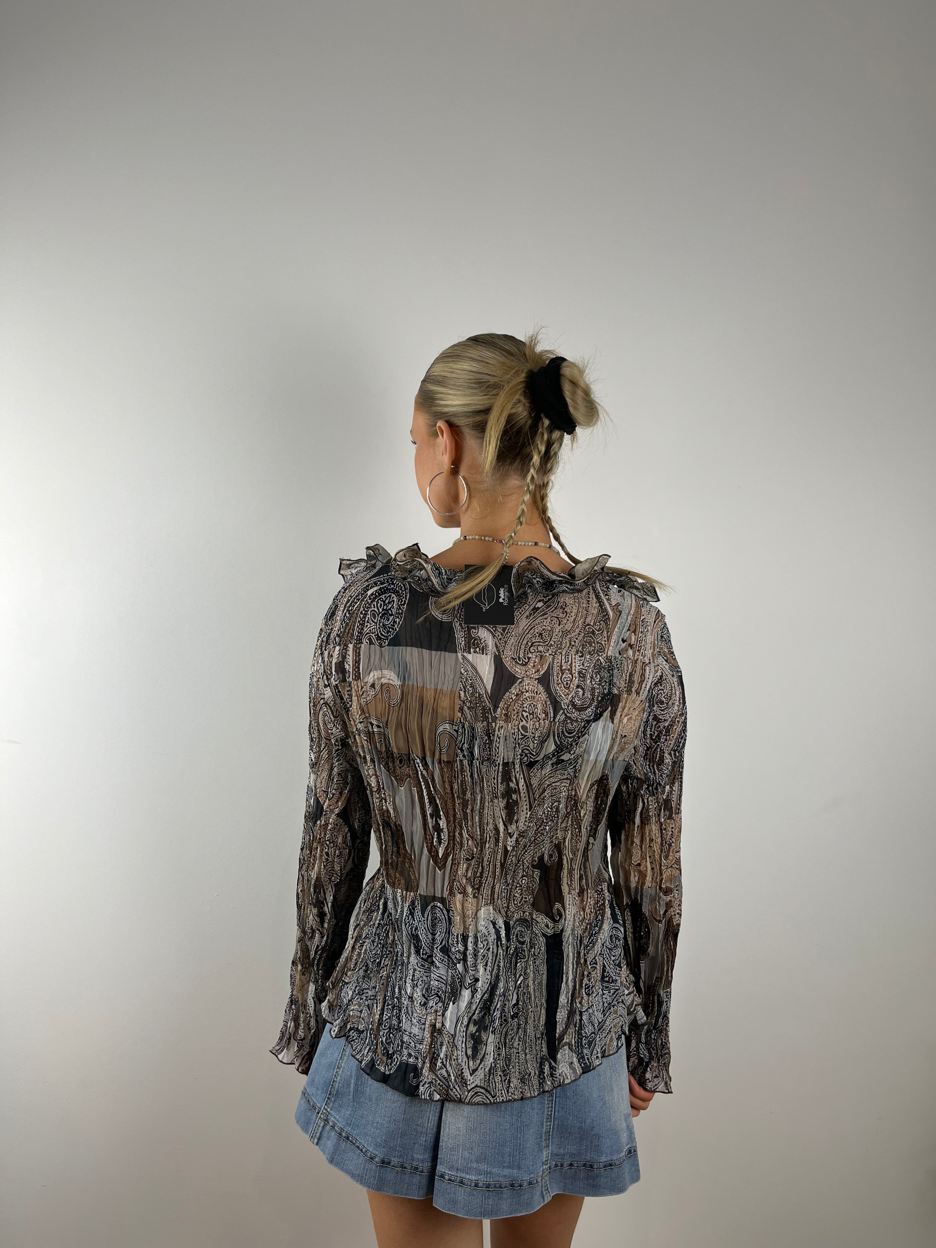 Vintage Y2K Ruffle Blouse (M)