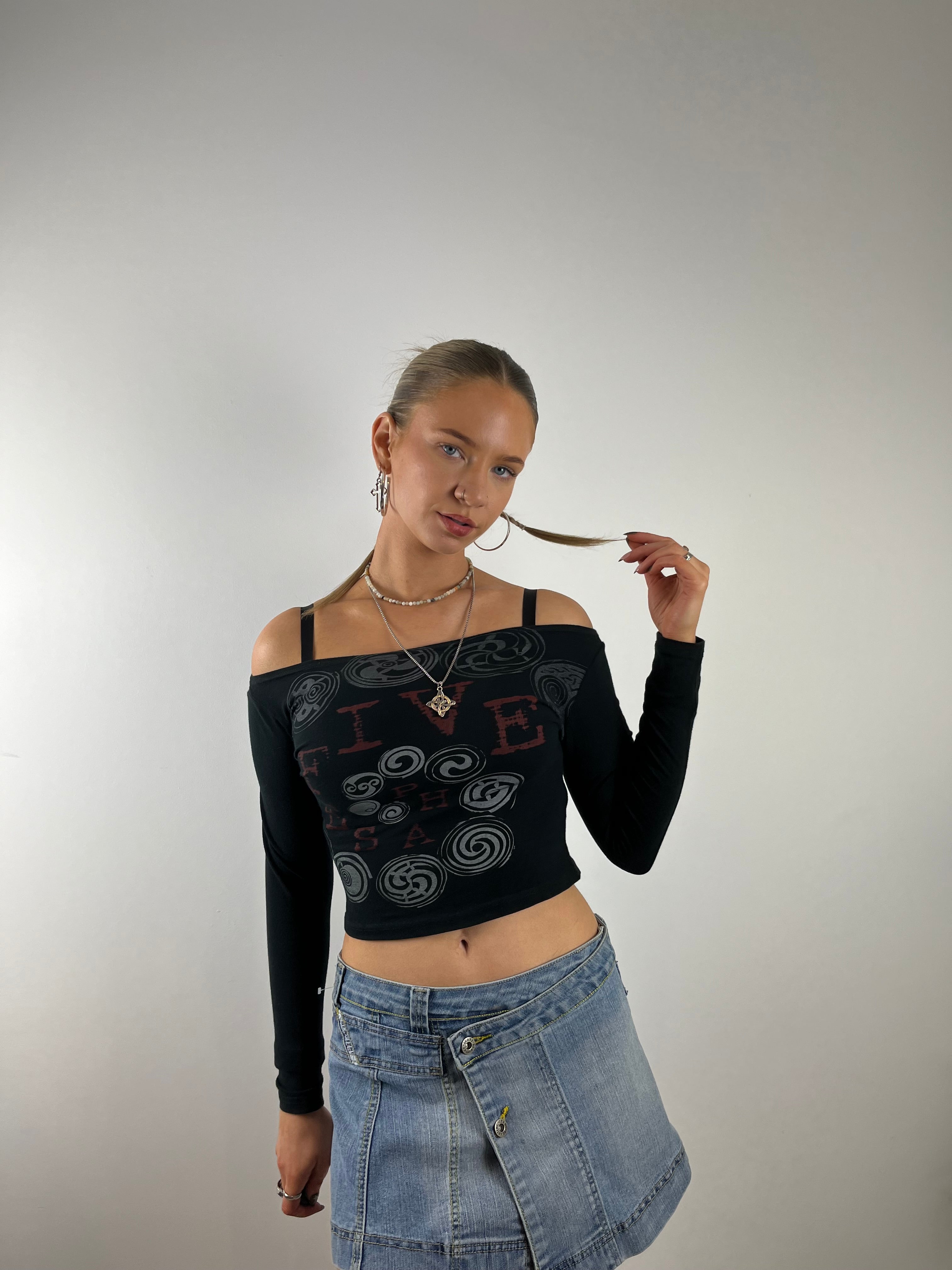 Black off the shoulder Y2K top