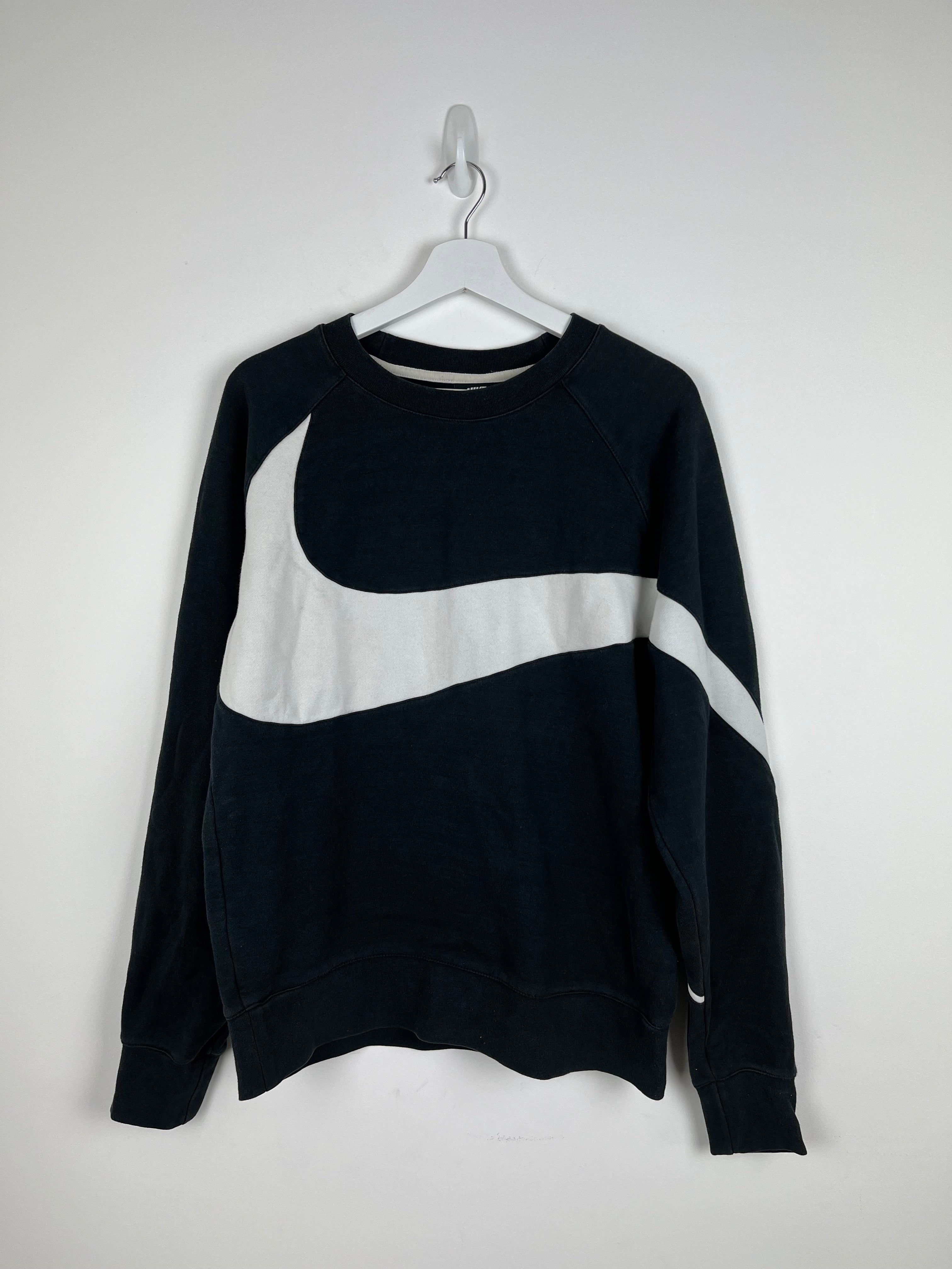 Vintage black Nike swoosh sweatshirt