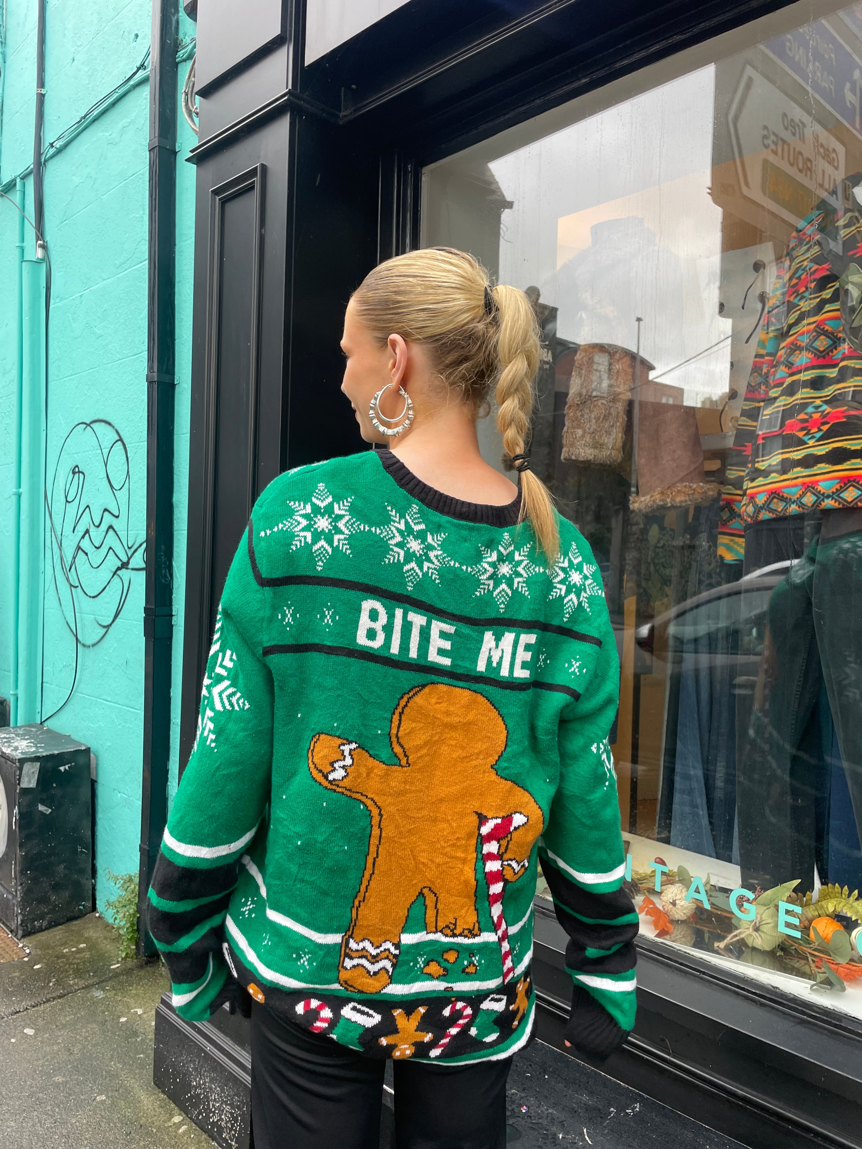 Vintage Green Gingerbread Man Christmas Sweater (XXL)