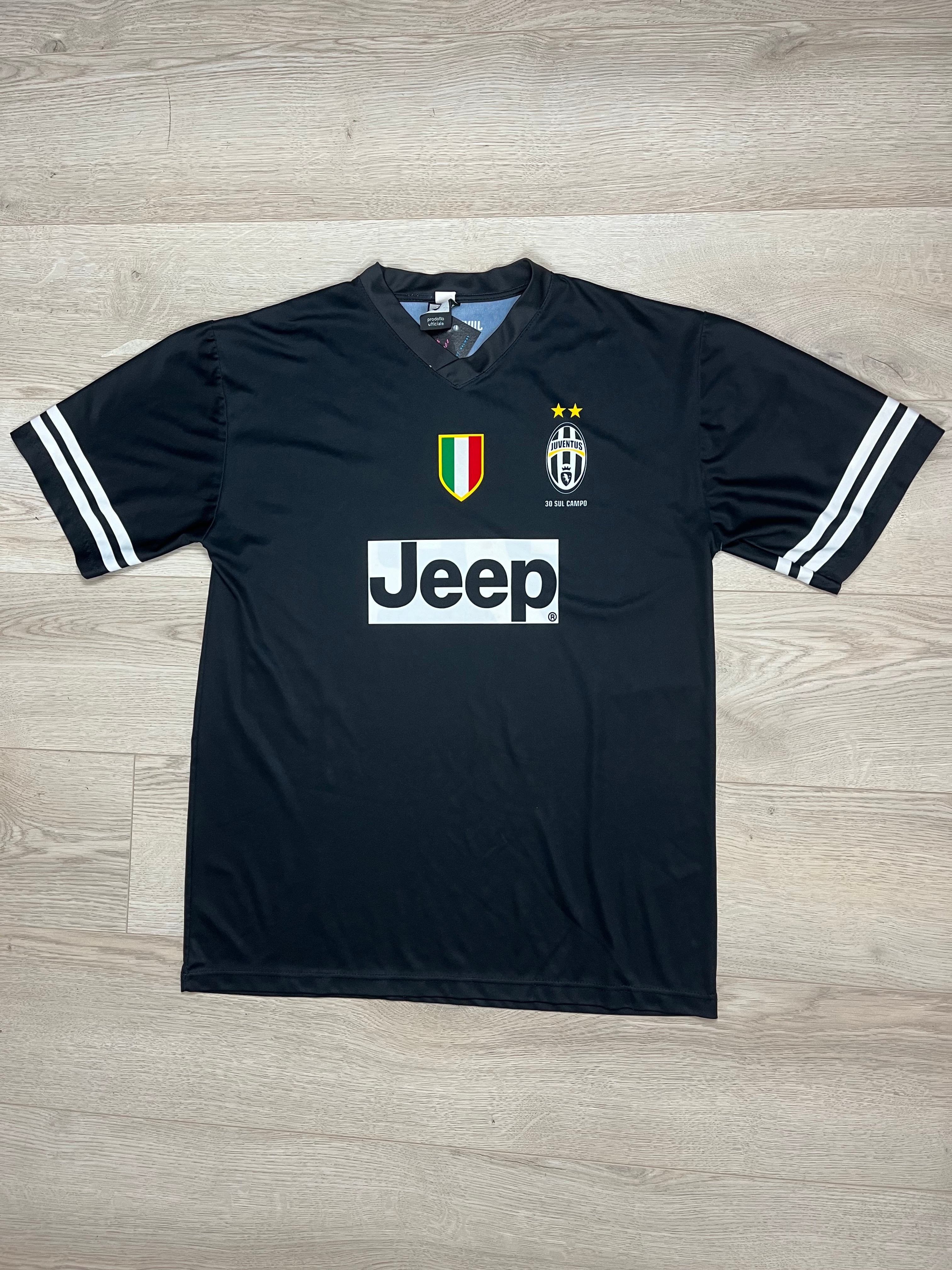 Vintage black large juventus football jersey