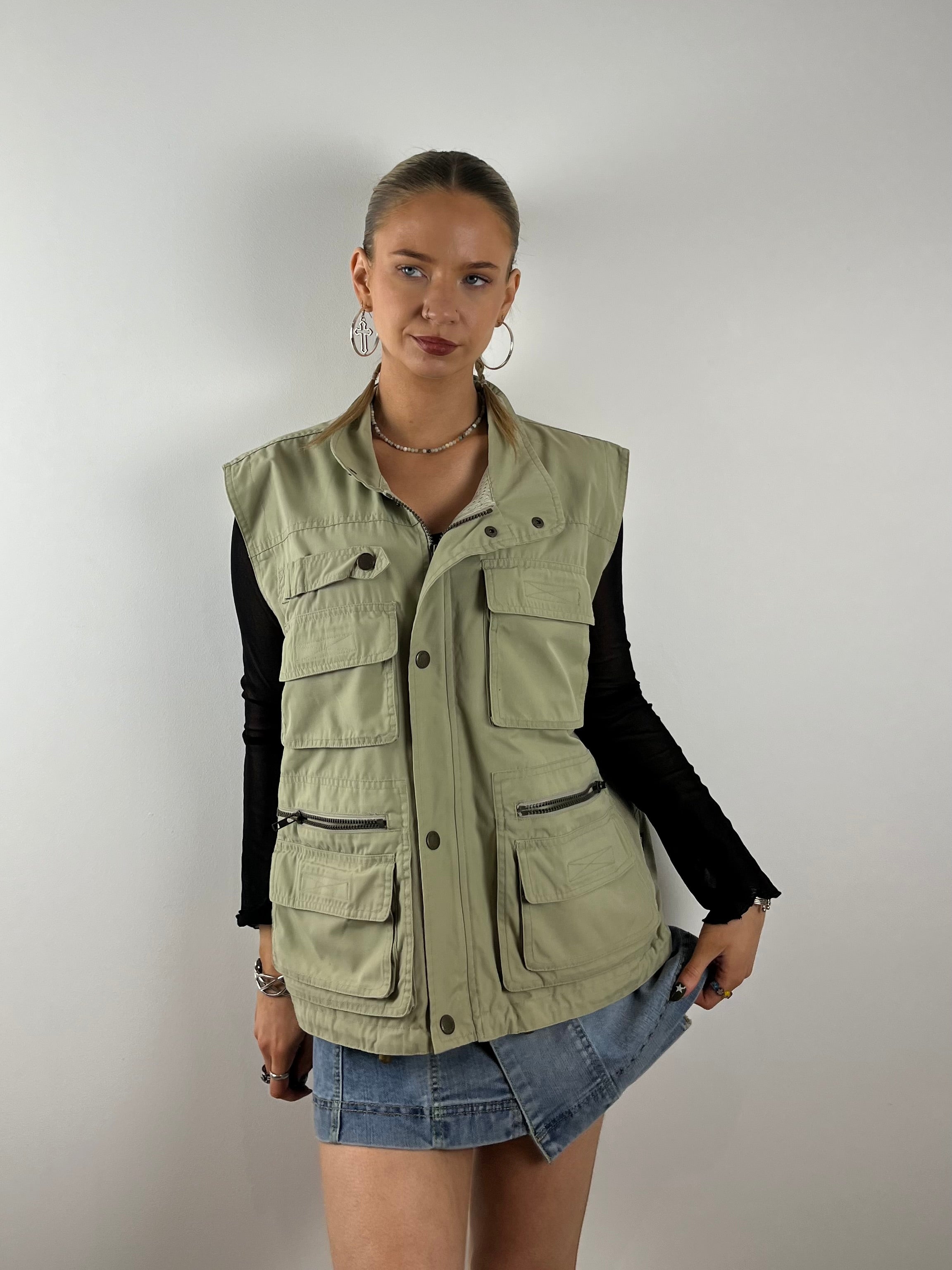 Vintage beige waistcoat vest button up