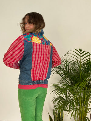 patched denim jacket vintage size small