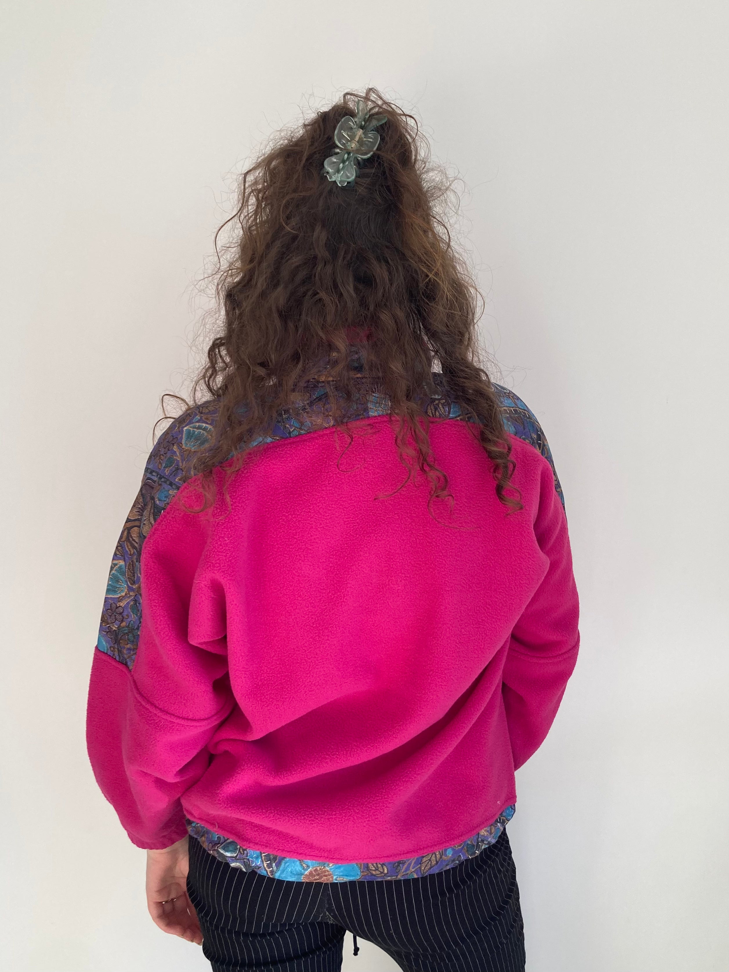 pink buttonup vintage fleece