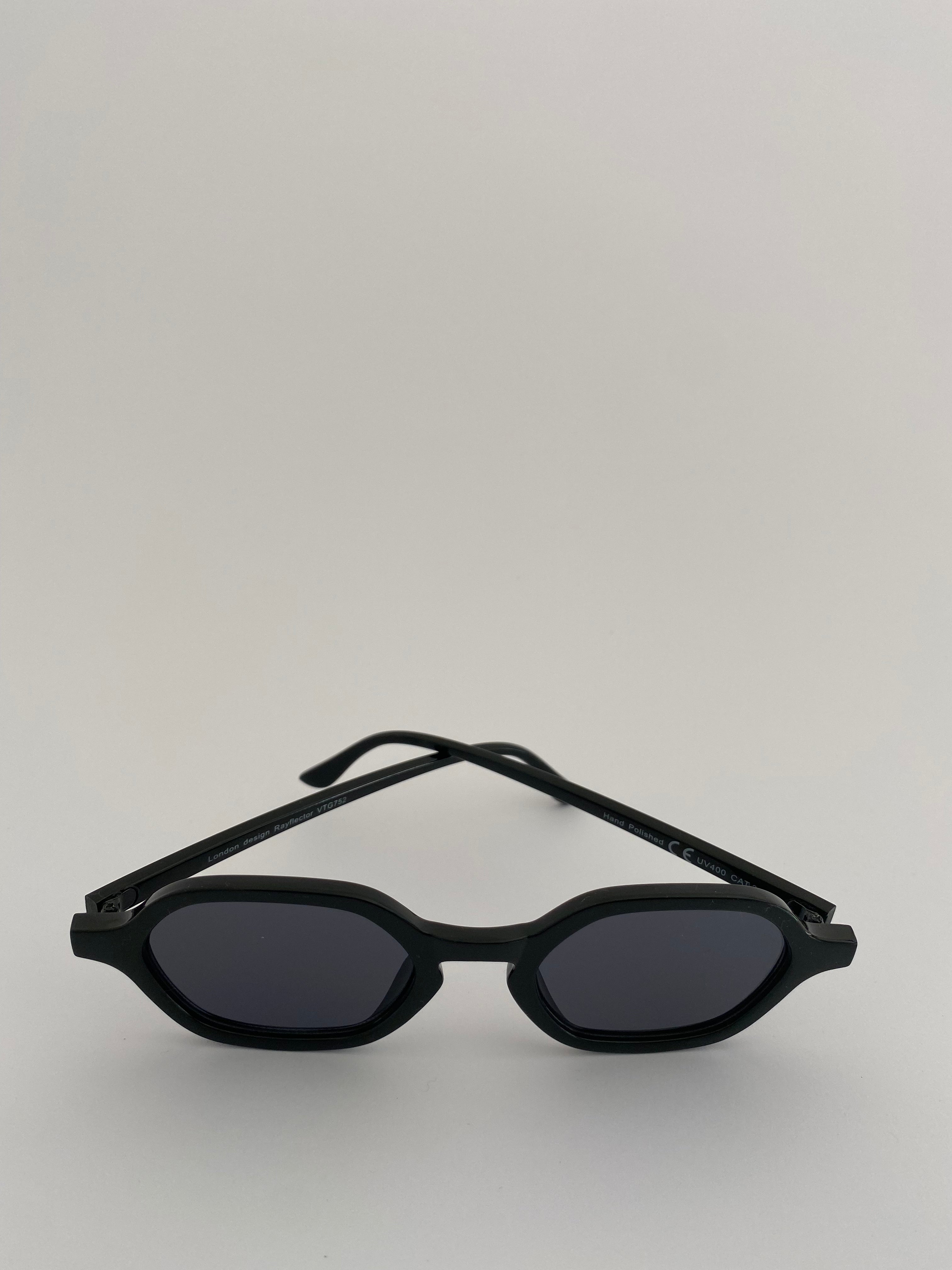 Round Black Sunglasses