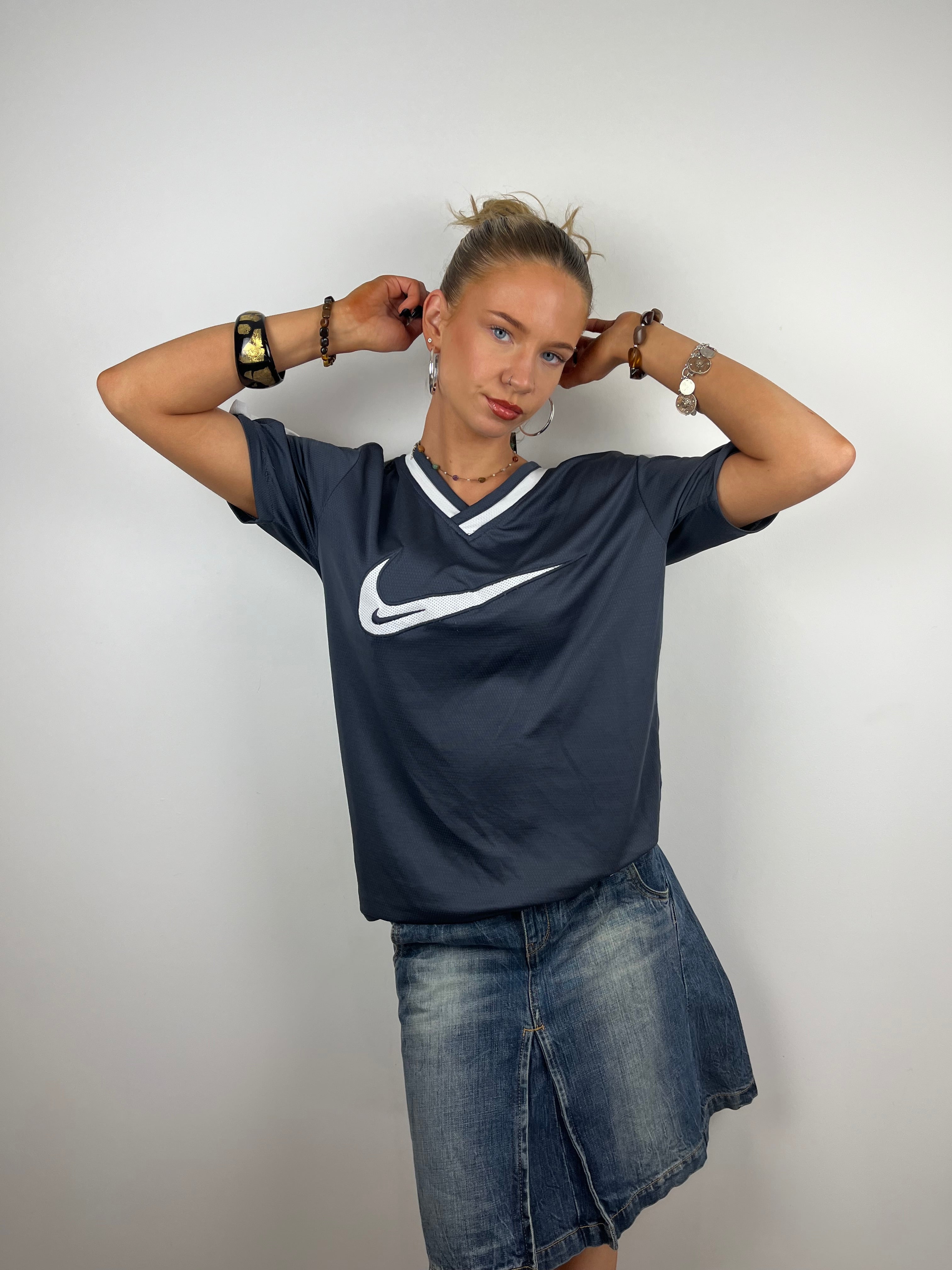 Vintage grey navy sports Nike jersey mesh T-shirt top 