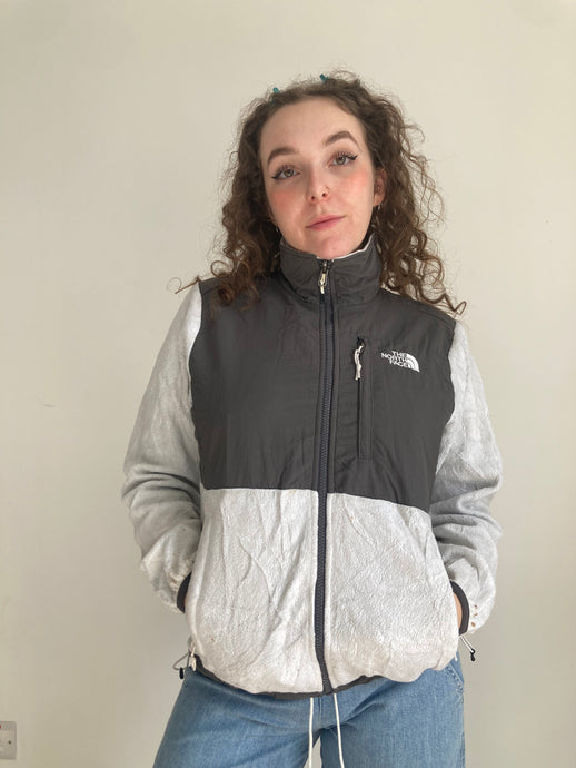 vintage grey white the north face fleece hiking outdoors