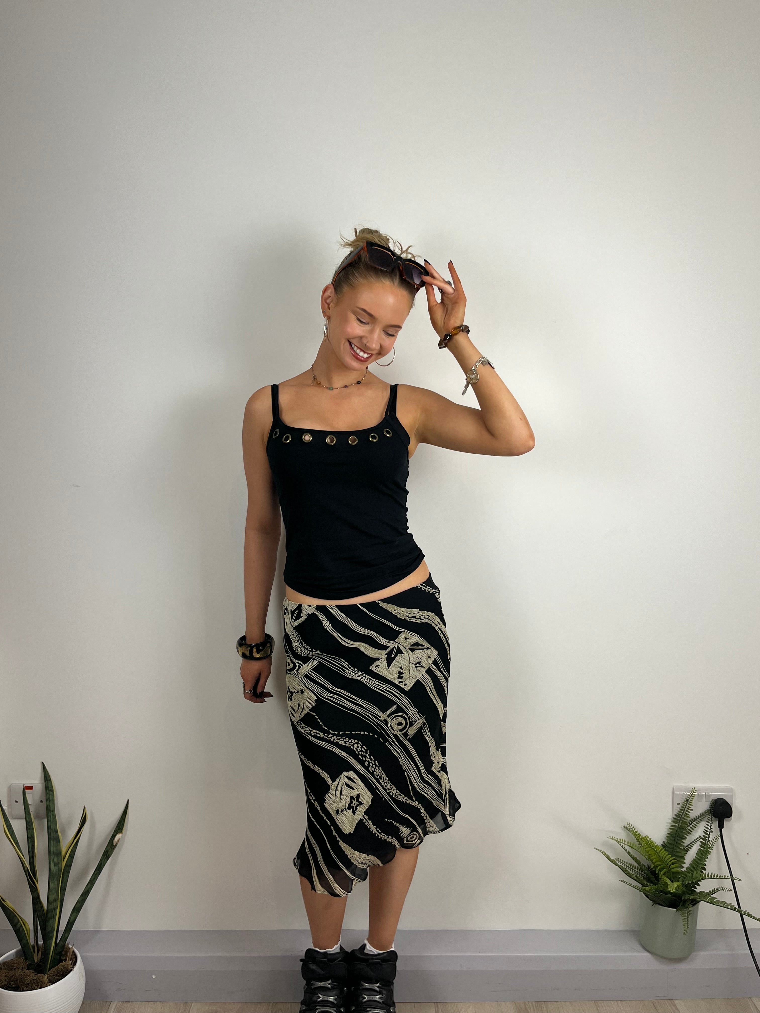 Vintage Y2K black mesh midi skirt pattern abstract 