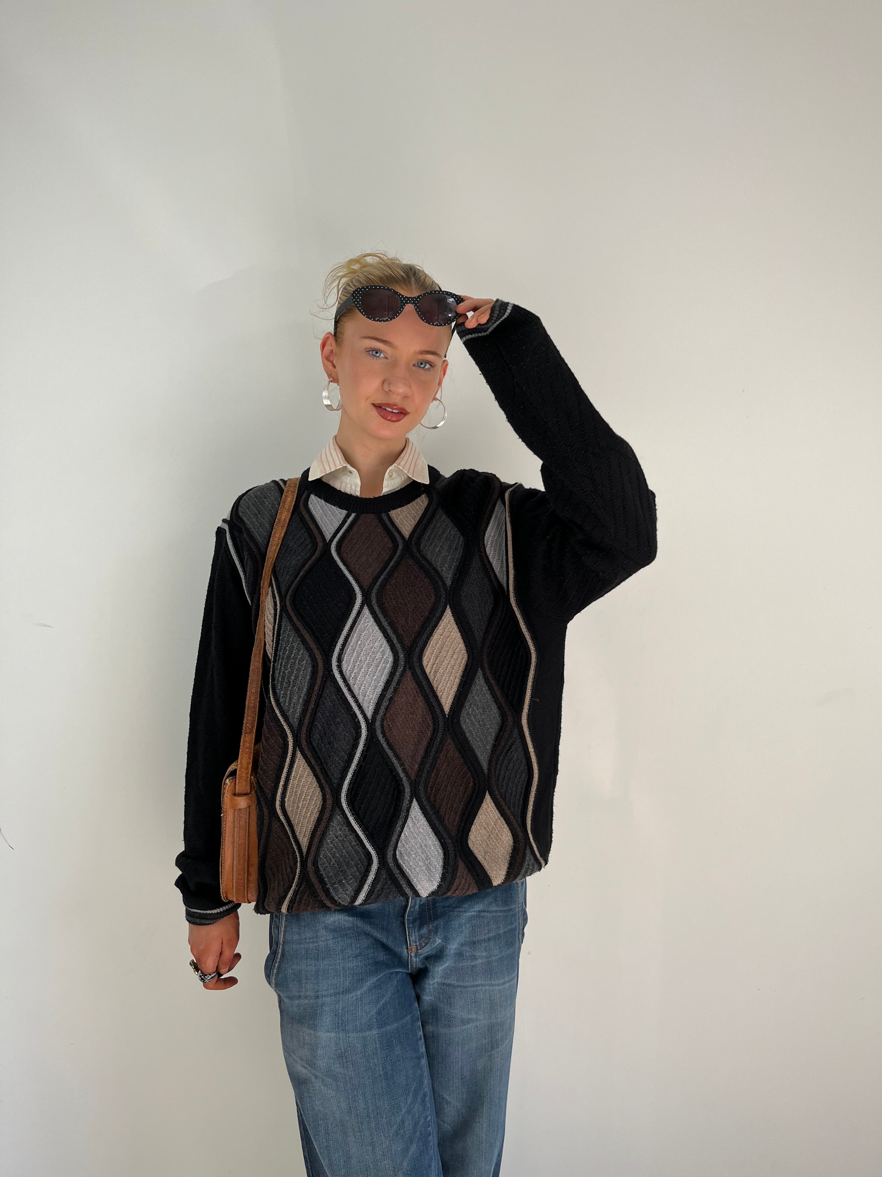 Vintage Neutral Patterned Knit (L)