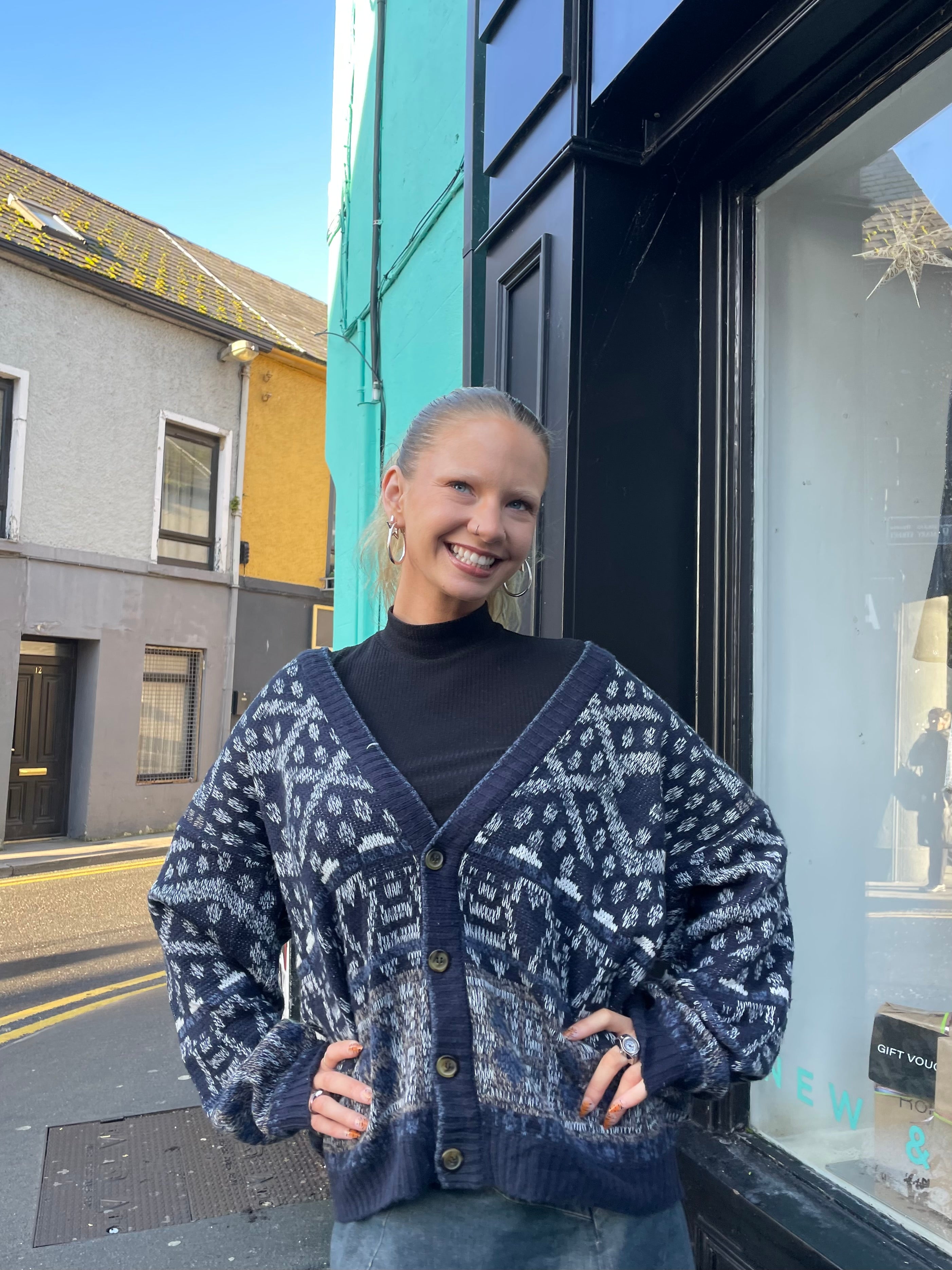 Vintage blue button up knit navy 