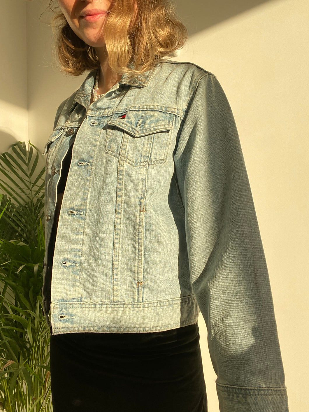 Vintage tommy hotsell hilfiger denim jacket